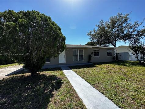 19695 NW 32nd Court Miami Gardens FL 33056
