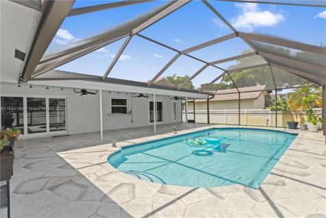 8485 NW 49th Drive Coral Springs FL 33067
