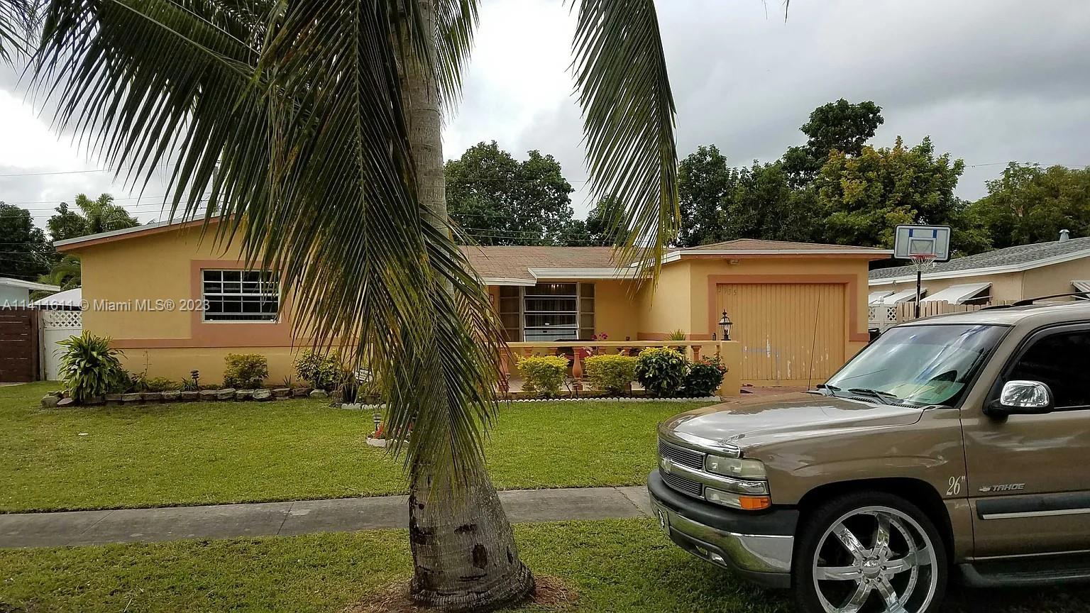 3935 NW 37th Terrace Lauderdale Lakes FL 33309