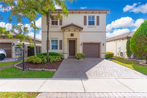 2418 NE 3rd Court Homestead FL 33033