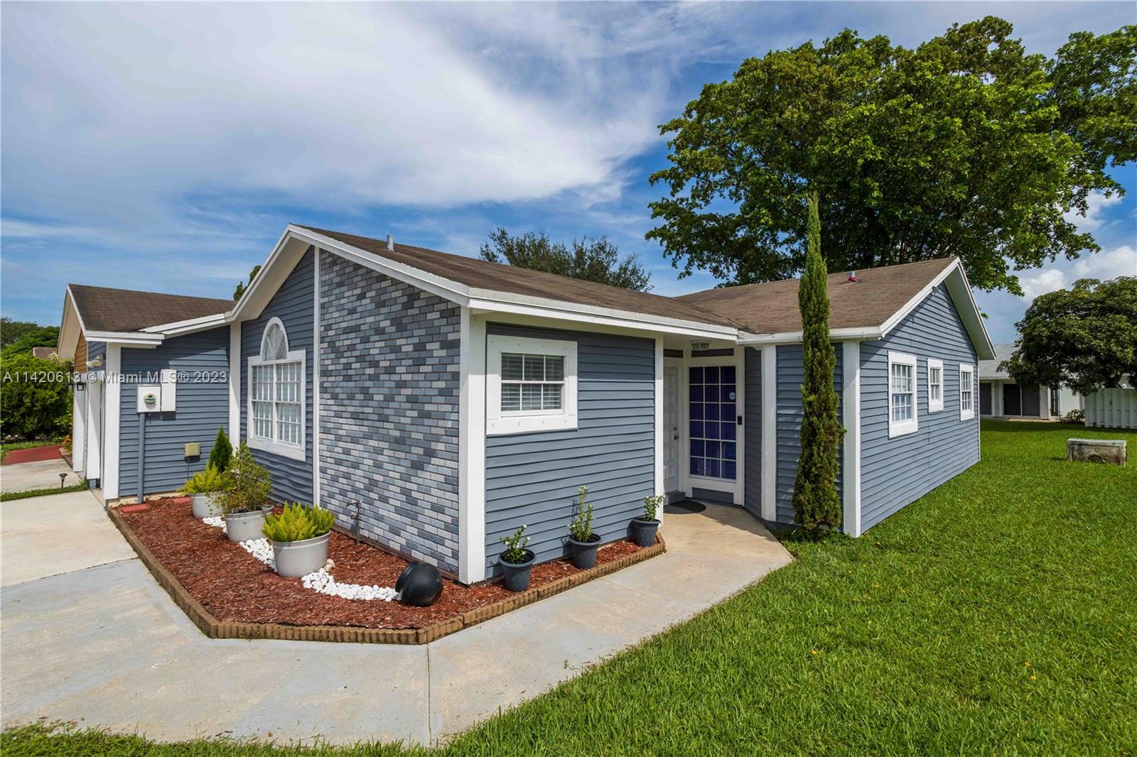 9811 W Fern Lane Miramar FL 33025