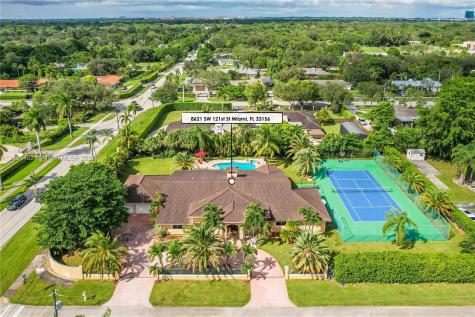 8621 SW 121st Street Miami FL 33156
