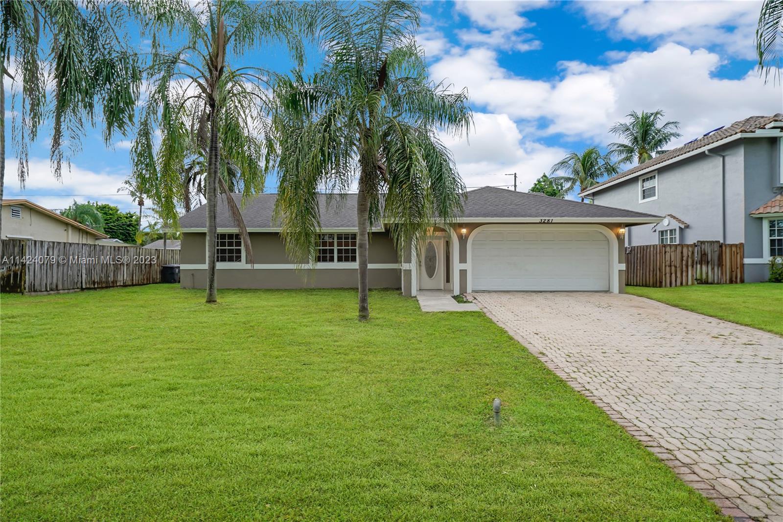 3281 Palomino Drive Lake Worth FL 33462