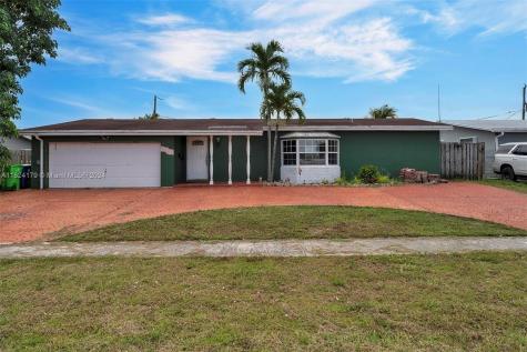 8390 NW 24th Court Sunrise FL 33322