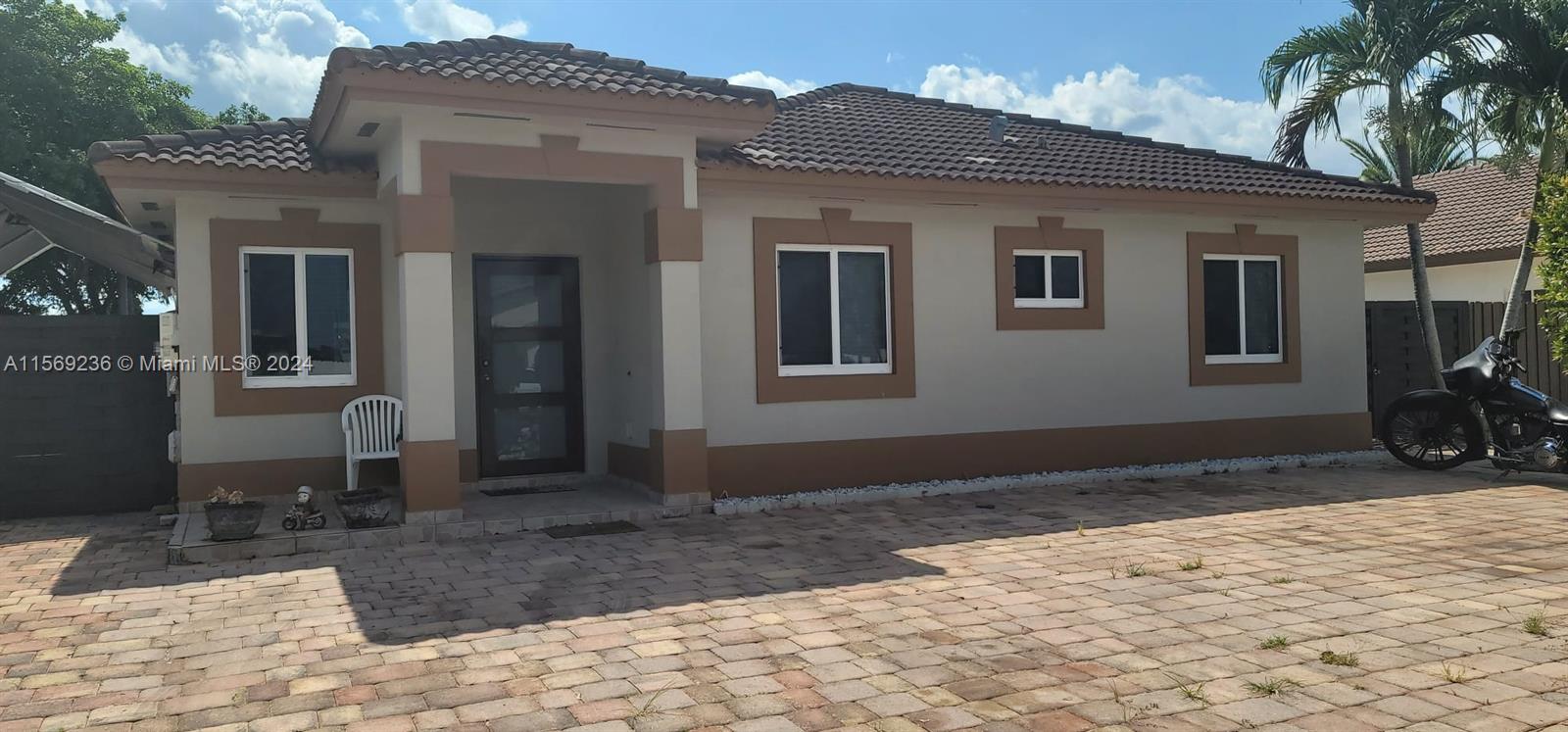 706 SE 14th Place Homestead FL 33033