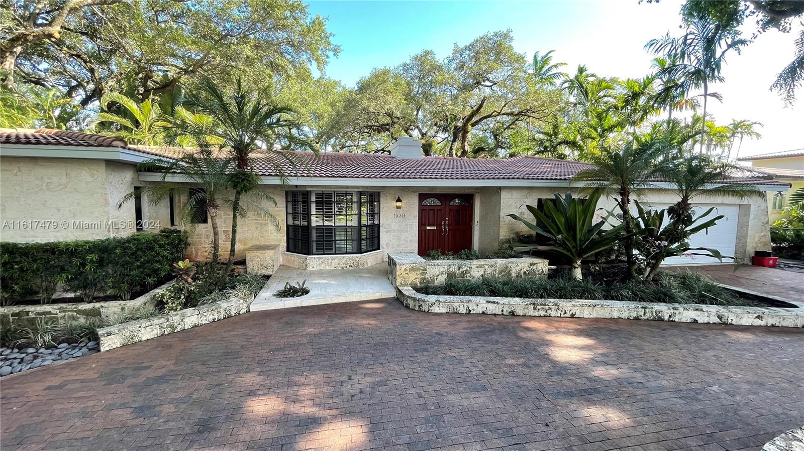 1530 Salvatierra Drive Coral Gables FL 33134