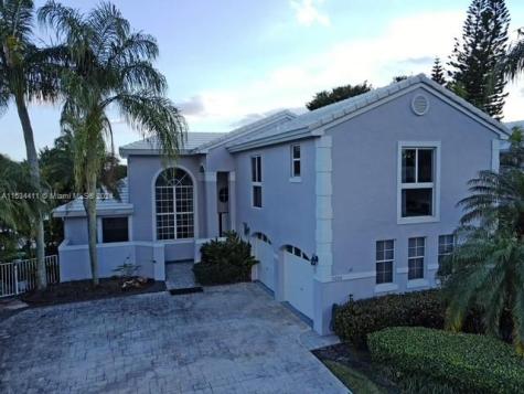 15206 Wilshire Circle S Pembroke Pines FL 33027