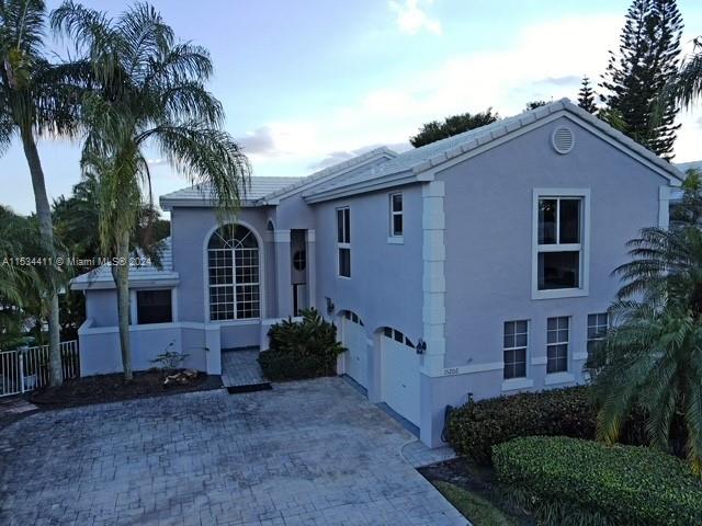 15206 Wilshire Circle S Pembroke Pines FL 33027
