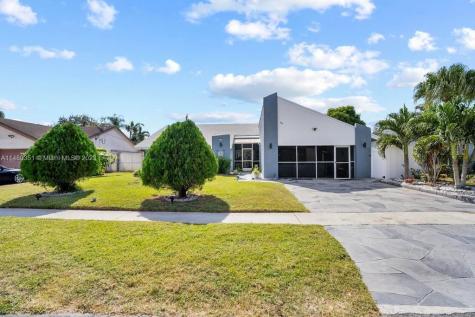 8050 NW 47th Court Lauderhill FL 33351