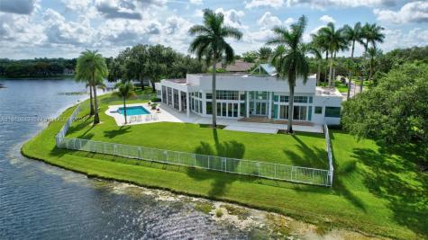 2940 Surrey Lane Weston FL 33331