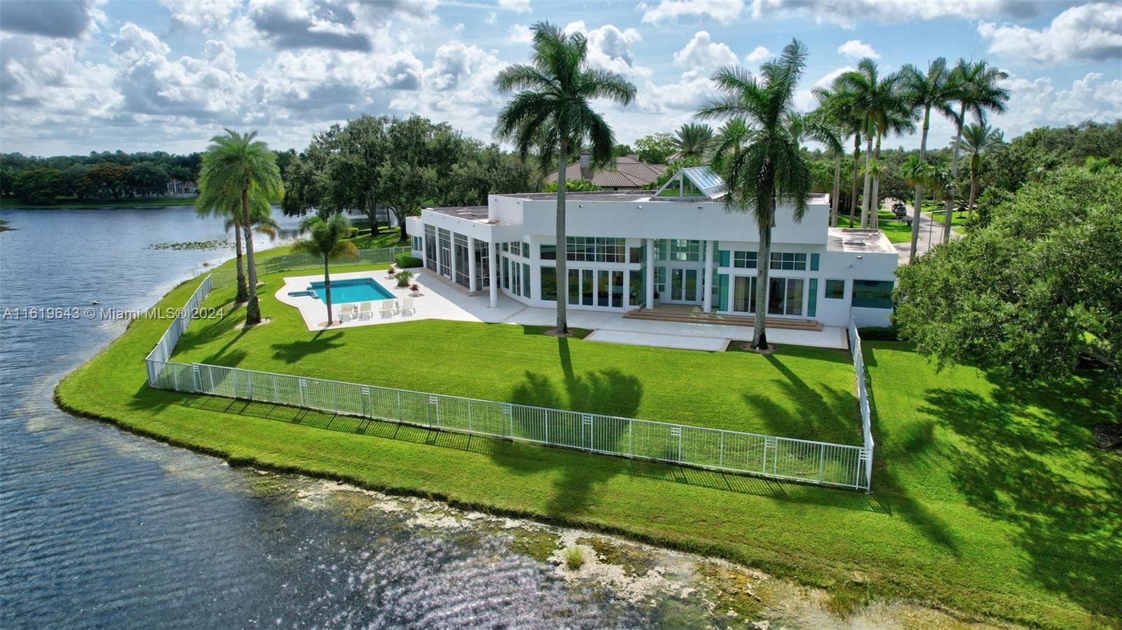 2940 Surrey Lane Weston FL 33331