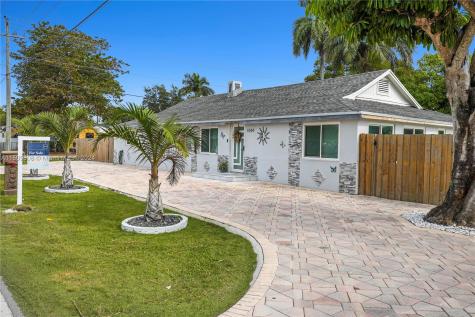 1044 NW 6th Avenue Homestead FL 33030