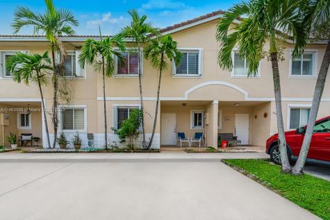 13921 SW 175th Terrace Miami FL 33177