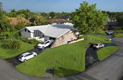 17474 SW 79th Court Palmetto Bay FL 33157