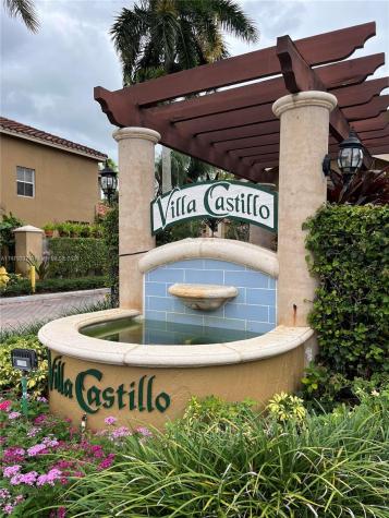 8914 SW 108th Place Miami FL 33176