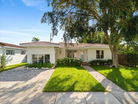 7513 Bounty Avenue North Bay Village FL 33141