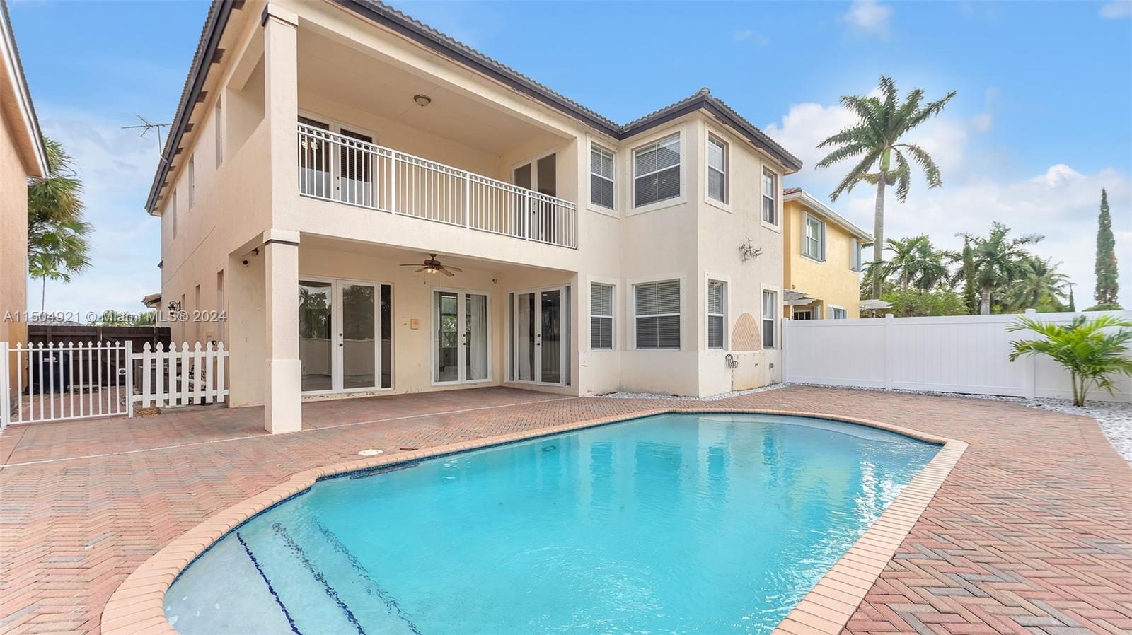 4390 SW 161st Place Miami FL 33185