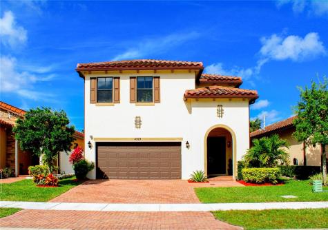 4919 NW 51st Terrace Tamarac FL 33319