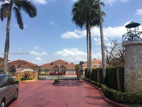 16124 SW 55th Terrace Miami FL 33185