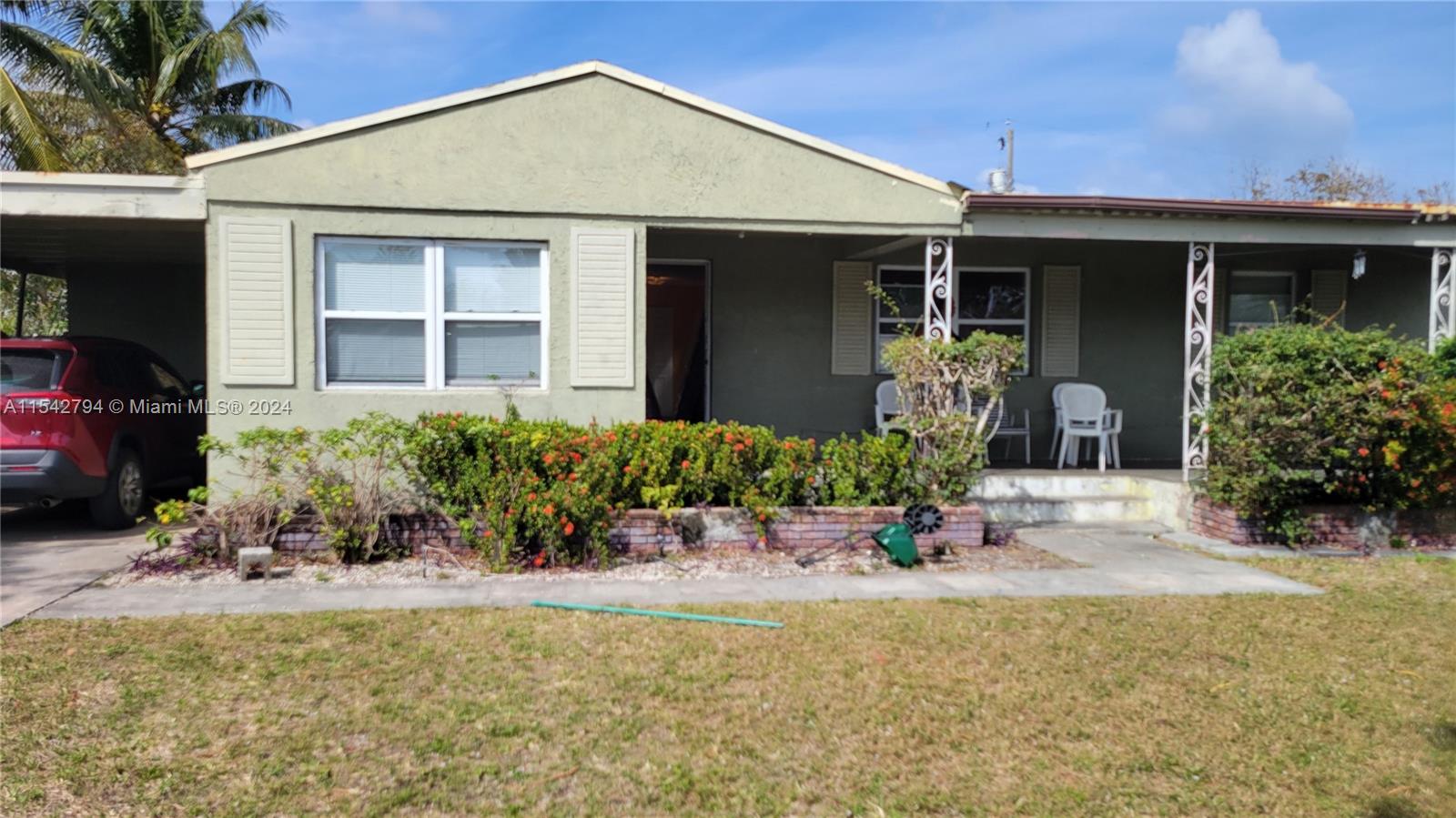 123 NW 5th Court Boynton Beach FL 33435