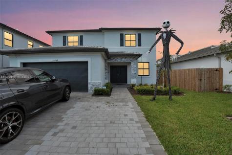28458 SW 133rd Court Homestead FL 33033