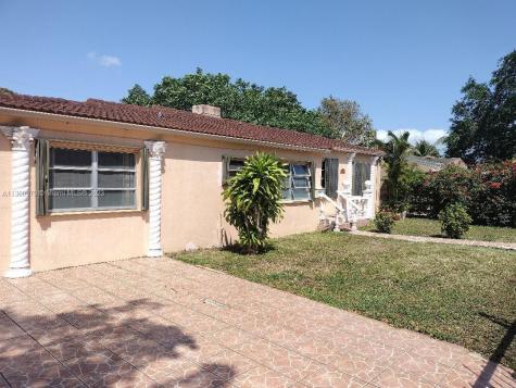 1041 NW 49th Street Miami FL 33127