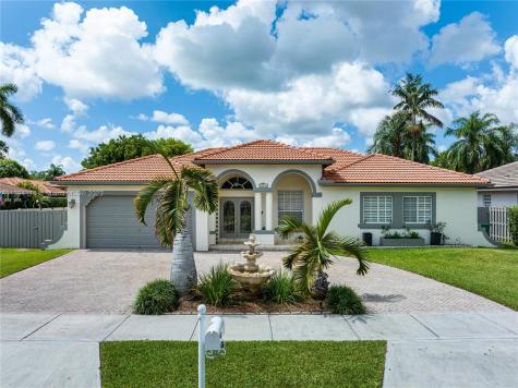 15736 SW 98th Street Miami FL 33196