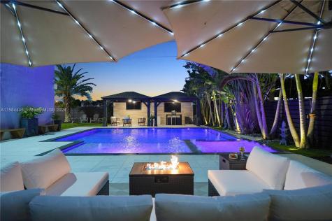 15945 SW 136th Terrace Miami FL 33196
