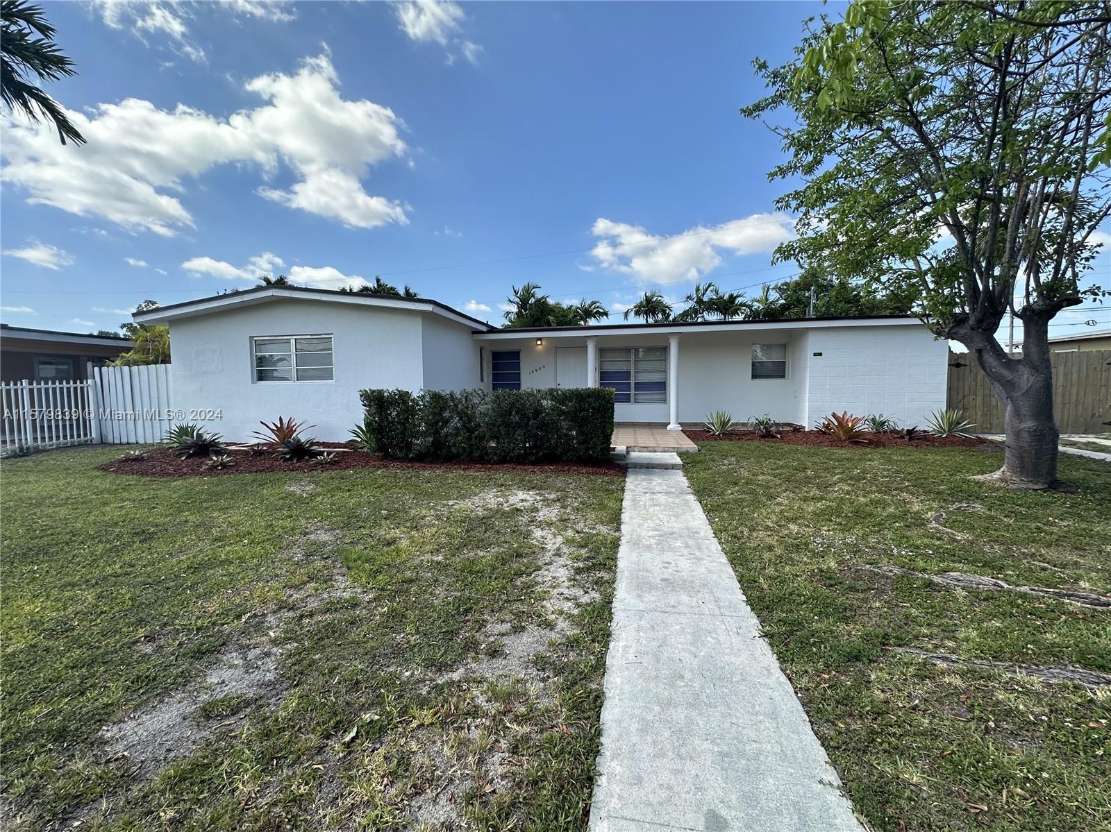 10950 Westwood Lake Drive Miami FL 33165