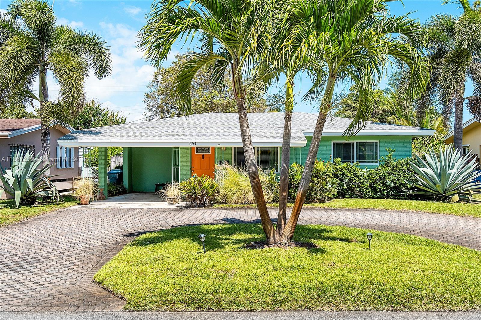 655 NE 40th Street Oakland Park FL 33334