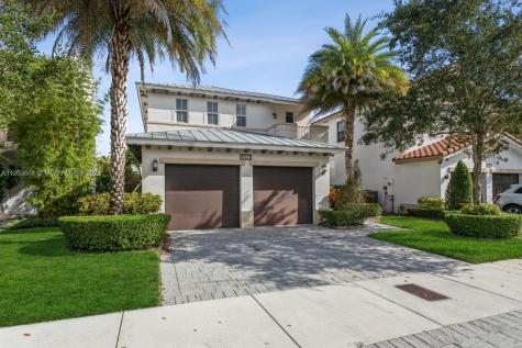 10523 NW 70th Lane Doral FL 33178