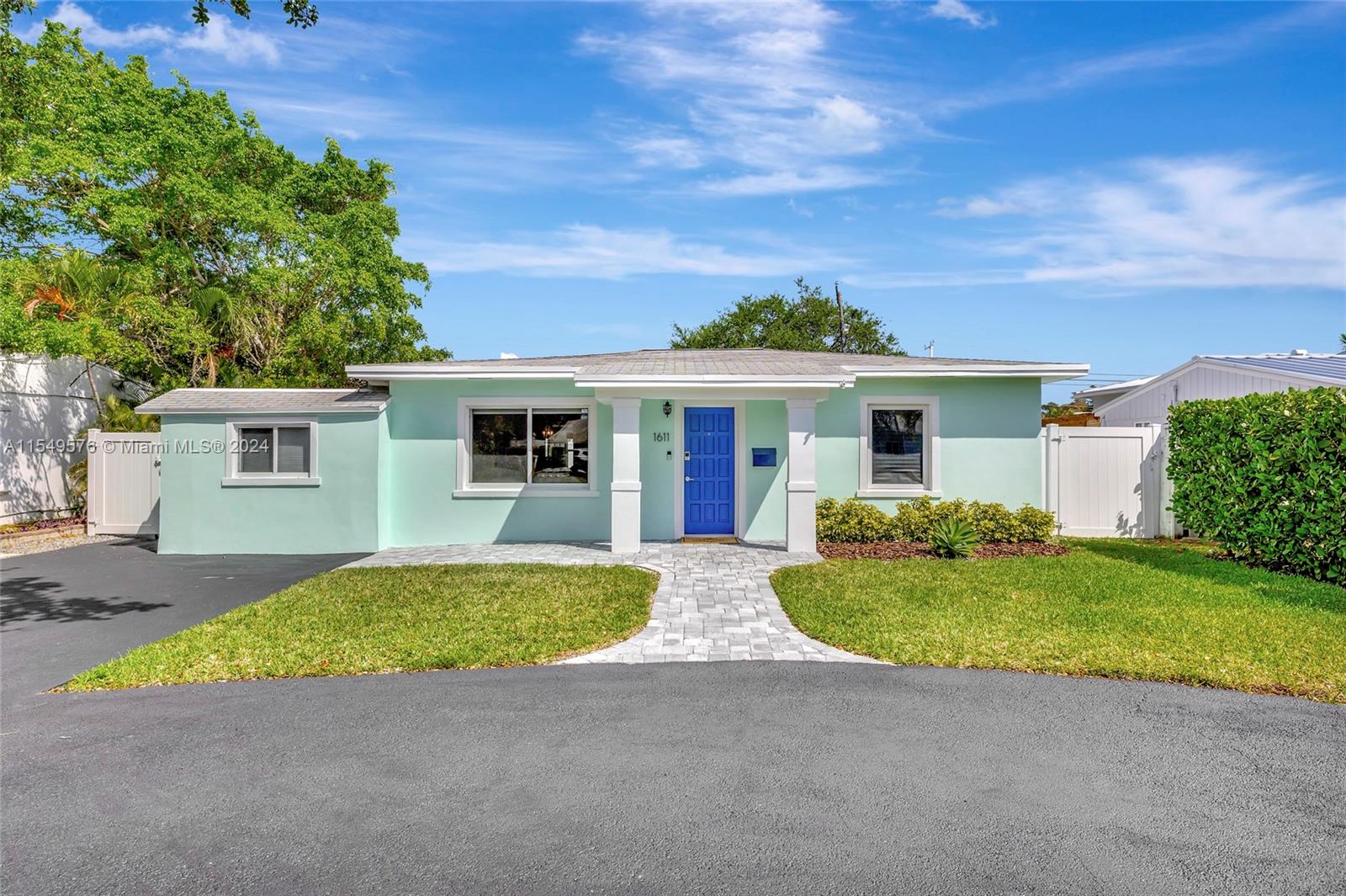 1611 SE 1st Street Pompano Beach FL 33060