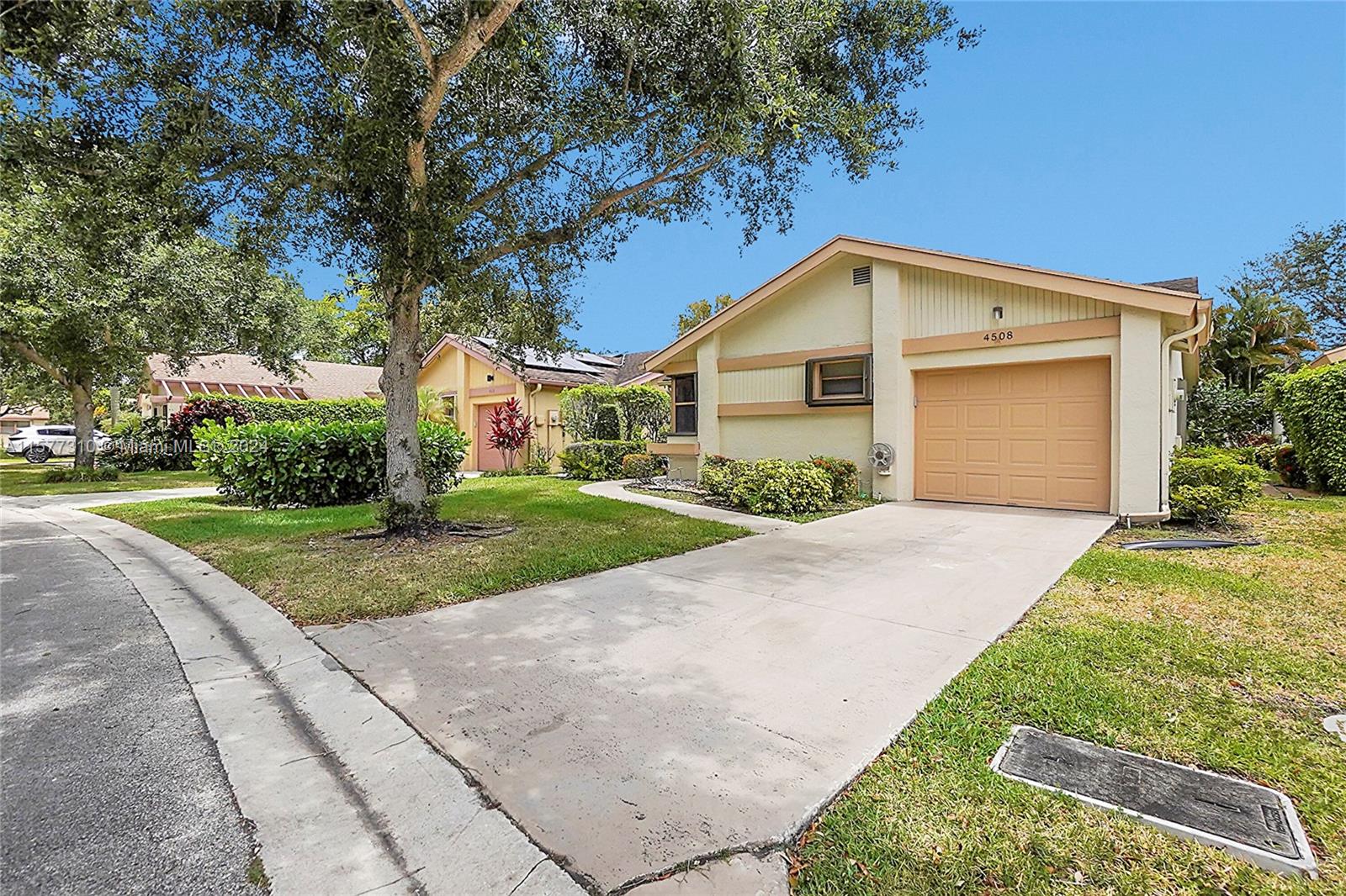 4508 Cordia Circle Coconut Creek FL 33066