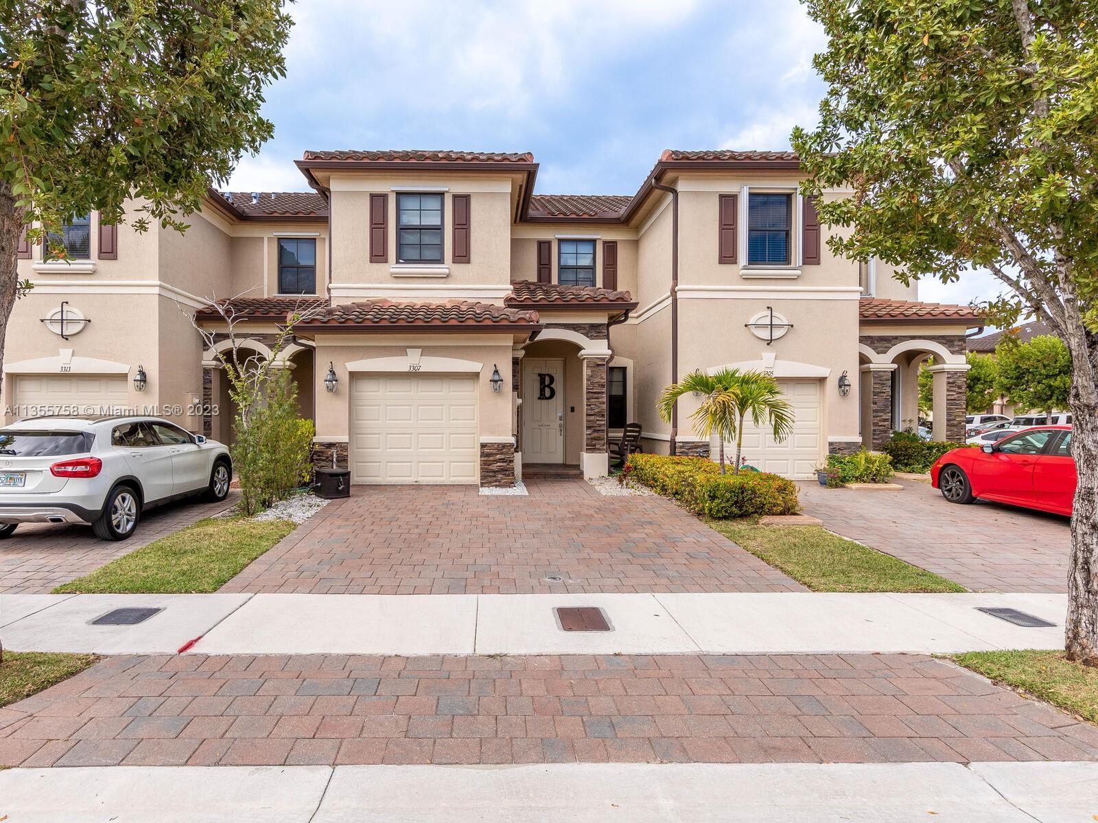 3307 W 90th Street Hialeah FL 33018