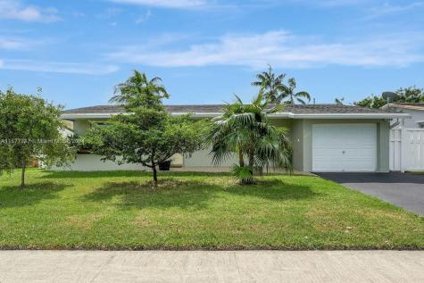 9460 NW 24th Place Sunrise FL 33322