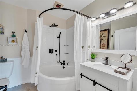 636 Hibiscus Drive Hallandale Beach FL 33009