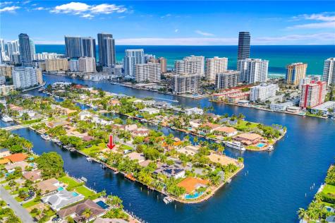 636 Hibiscus Drive Hallandale Beach FL 33009