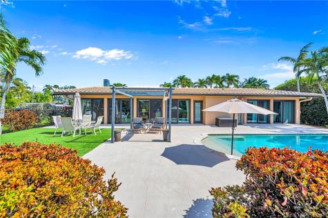 636 Hibiscus Drive Hallandale Beach FL 33009