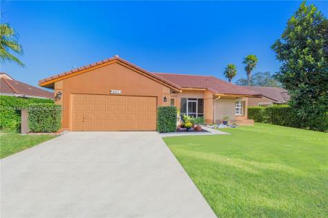 10421 NW 9th Place Coral Springs FL 33071