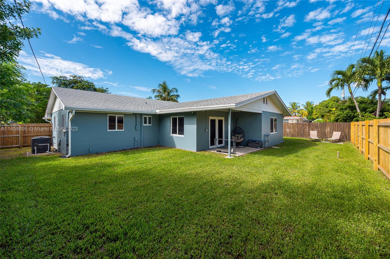 2819 Worcester Road Lake Worth FL 33462