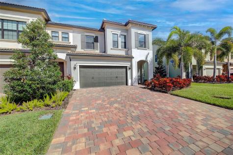 8307 Cadre Noir Road Lake Worth FL 33467