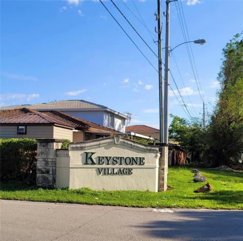 1393 SE 10th Street Homestead FL 33035