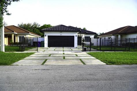 833 SW 5th Street Florida City FL 33034