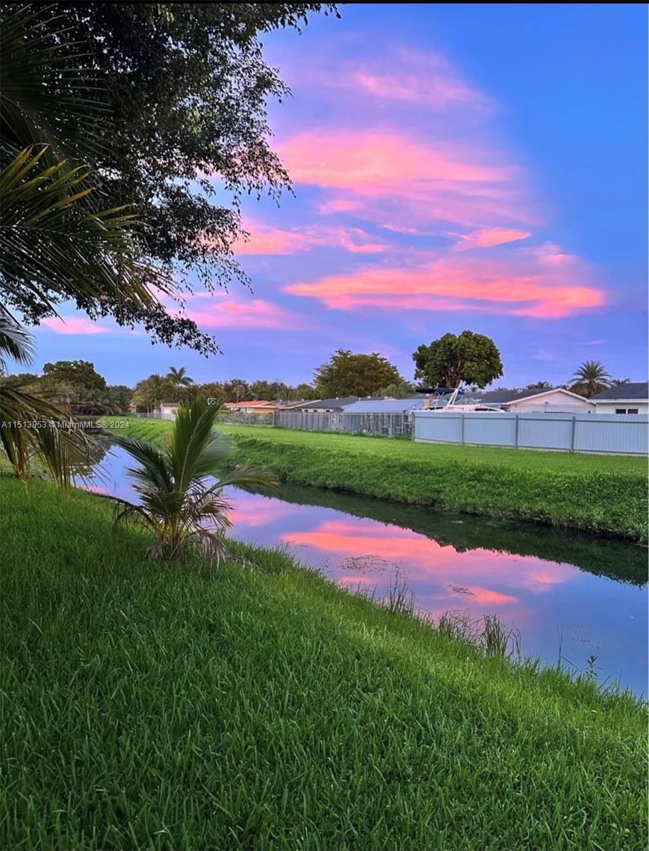 18201 SW 90th Court Palmetto Bay FL 33157