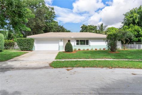 900 NW 9th Way Boca Raton FL 33486