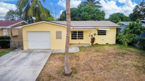 1106 S E Street Lake Worth FL 33460