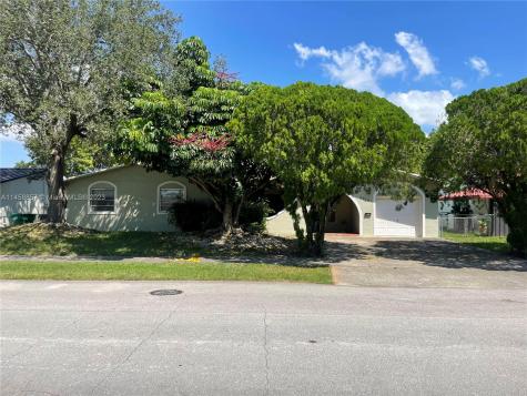 9615 SW 78th Street Miami FL 33173