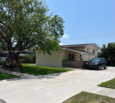 1350 NE 205th Terrace Miami FL 33179