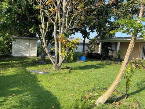 16040 SW 102nd Place Miami FL 33157