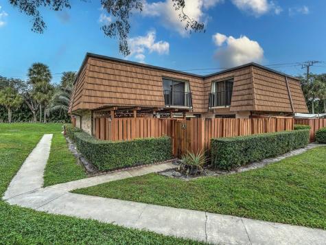 9158a SW 23rd Street Davie FL 33324